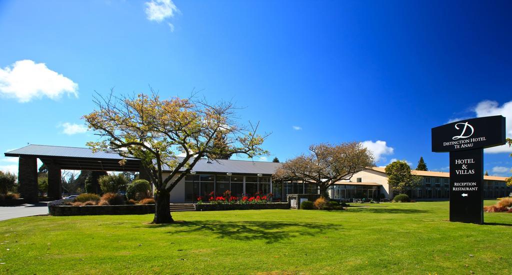Distinction Te Anau Hotel&Villas Extérieur photo