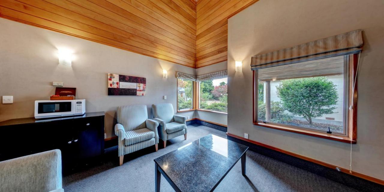 Distinction Te Anau Hotel&Villas Extérieur photo