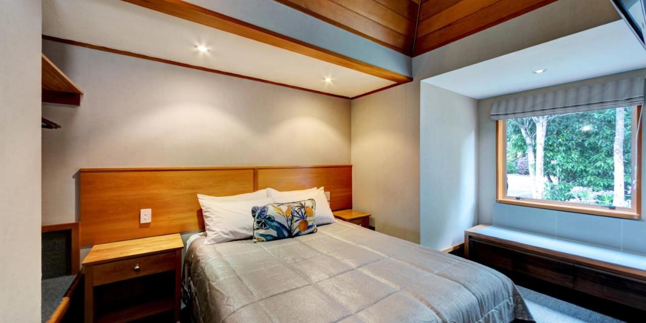 Distinction Te Anau Hotel&Villas Extérieur photo