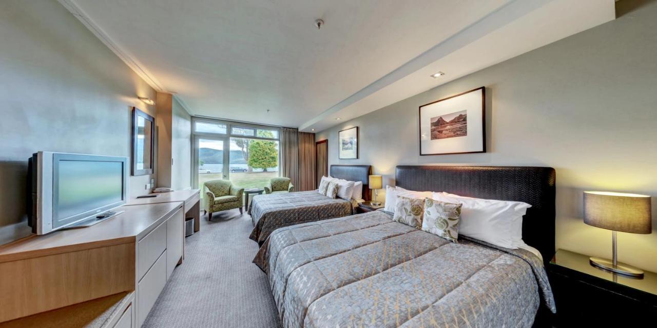 Distinction Te Anau Hotel&Villas Extérieur photo
